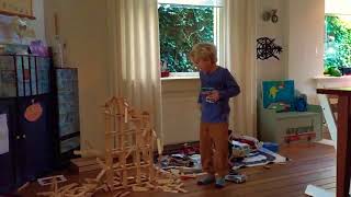 Kids video - Kapla - Tower destruction