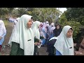 Jalan sehat Santriwati Nurul Haramain NWDI Narmada Lombok Barat NTB ( 4 ).