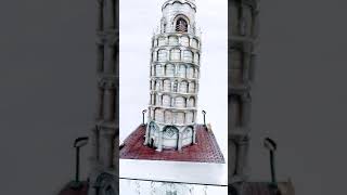 The leaning Tower of Pisa Cake