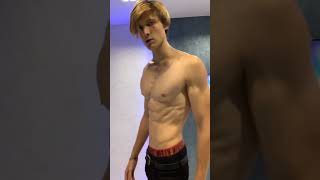 Physique Created By ONLY Bodyweight Workouts #shorts