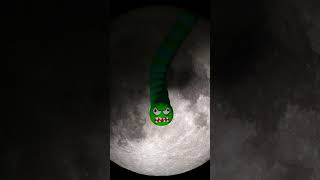 Slither.io On Moon In Real Life 01