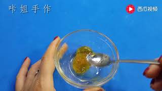 无胶水无护理液，只用2种材料苏打粉护手液就能做蜂蜜泥 成功率高