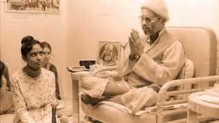 Swami Muktananda (A tribute to a Master) by John-Roger and Jsu Garcia