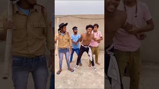 मैं उठता ही 9 बजे हुं #comedy #funny #trending #realfools #surajroxfunnyvibeo #viralvideo