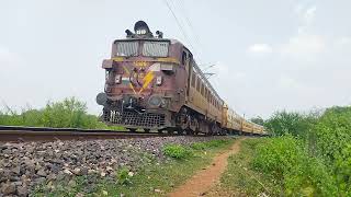 Mega Offlink WCR NKJ WAG7 || Quick Acceleration \u0026 Track Sound Action || INDIAN RAILWAYS ||