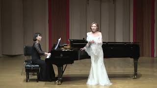 Soprano Yoon Hyunjung \