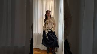 Easy Last Minute DIY Halloween Costume | Pirate Costume #outfitinspriation #halloweencostume