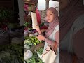 kasih hadiah kecil untuk orang tua