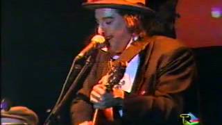 Ultimo concerto di Matteo Salvatore(con Capossela e De Sio), Foggia 26/11/2004 Teatro Ariston.mp4