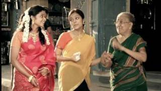 Janani Iyer in TATA gold plus AD