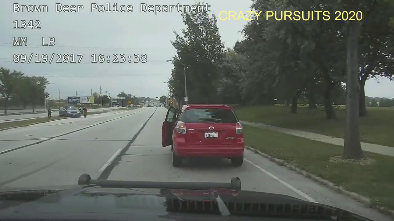 Dashcam Footage Of Dangerous High Speed Police Chase - YouTube