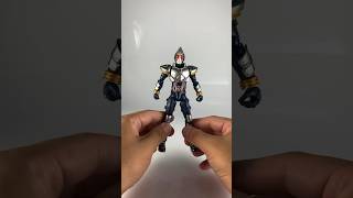 出勤前の朝にS.H.Figuarts 仮面ライダーブレイドを撮影してみた【フィギュア撮影ショートVLOG】#shorts #shfiguarts #仮面ライダーブレイド