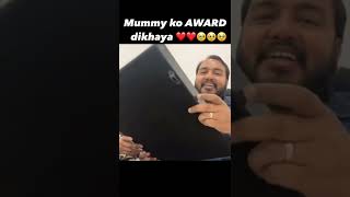 Mummy ko AWARD dikhaya 🥹🥹❤️❤️ || Times 40 Under 40 Leadership Award || Alakh Pandey