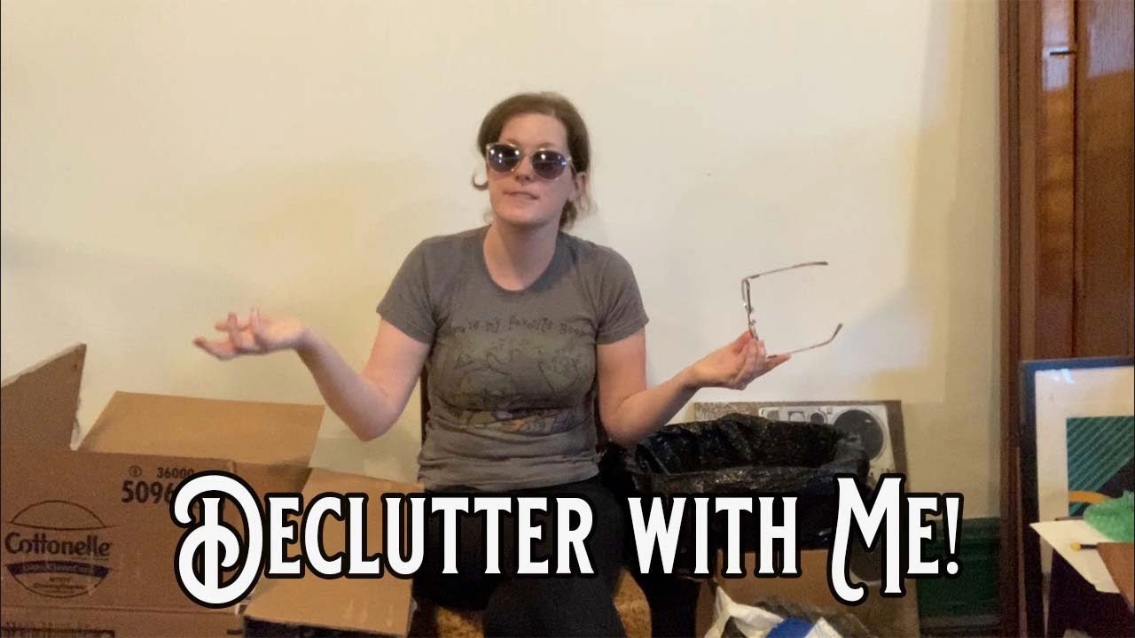 Declutter With Me Vlog 40 Youtube