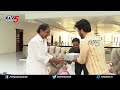 రిసెప్షన్‌కు ఆహ్వానం. hero sharwanand invites cm kcr to his wedding reception tv5 news