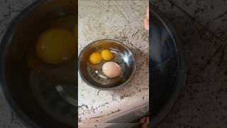 দুই কুসুম ডিম 🐔 #viral #eggs #hens