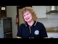 how to make perfect anzac biscuits with cwa judge anzac day abc australia