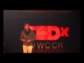 No hay preguntas tontas, tonto es el que no pregunta | Derian Cespedes | TEDxUWCCR