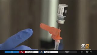 Which COVID Booster Should I Get? CBS2's Dr. Max Gomez Clears Up Confusion