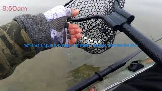 Winter kayak fishing in shallow water (0.45 m) due to foggy weather