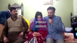 Aamir Liaquat Hussain With Third Wife Syeda Dania Shah | Singing after marriage