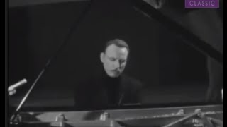 Arturo Benedetti Michelangeli plays Edvard Grieg : Bådnlåt  (Berlin - 1969)