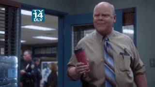 Brooklyn Nine-Nine | Hitchcock | Your penis is hanging out S05E21