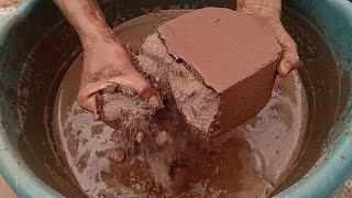 Asmr||Soft Smooth powdery Red Dirt ❤️ water crumbling//Yummilicious 😋#reddirt#cocoasmr