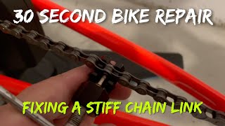 30 Second Bike Repair - how to fix a stiff chain link