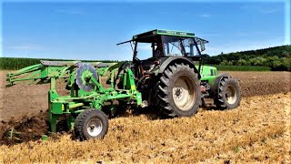 DEUTZ FAHR DX 4.70 mit VARIO GS 500 Gassner beim Stoppelpflügen