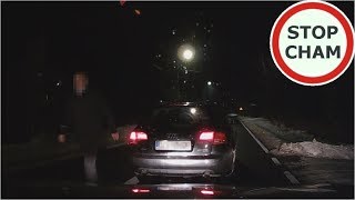 Wyprzedzanie na przejściu  i uczulenie na klakson -  agresja drogowa #388 Wasze Filmy