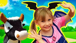 Funny story for kids about Alena and toy animals