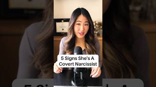 5 Signs She’s A Covert Narcissist. #datingcoach #narcissist #relationshipcoach #relationshipadvice