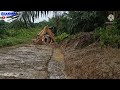 Backhoe Super M Buat Parit Siring Jalan Begini Caranya || Case Video