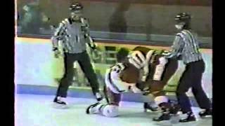 Stefan Boudrias vs  Claude Boivin LHJMQ 26 02 90