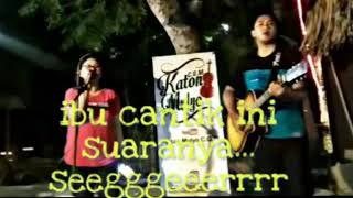 Gentong Cafe lagu Hati Yang Luka (betharia sonata) cover pengamen KATON MULYO C.G.M