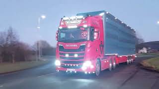 🌙 Truckspotting at Night at Ecclefechan Truckstop on the M74 🚛