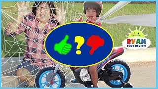 SPIDERMAN HOMECOMING MOVIE TOYS SURPRISE HUNT for Kids + Spider-man MotorBike Power - Video Review