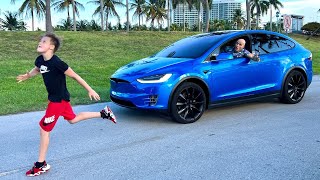 The Boy is Running Faster than Tesla?!