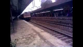 12139 Sewagram Express Skips Matunga Railway Station Silently With OFFLINK !!!