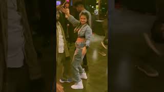 Angreji Beat song Yo Yo Hani Singh Jabardast dance video viral girl