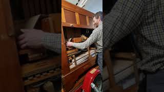 Inside the back of a Dutch Street Organ whilst hand turning. #mechanicalorgan  #mechanicalmusic