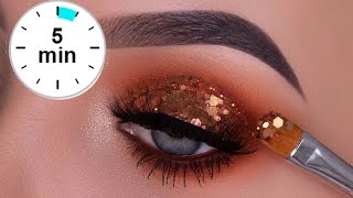 5 MINUTE New Year's Eve Glitter Eye Makeup Tutorial