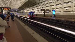 Washington Metrorail 7000 series departing Smithsonian (19/07/23)