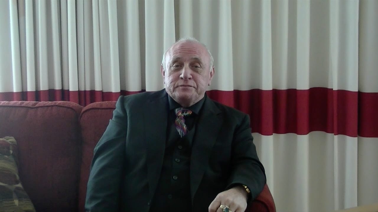 Dr Richard Bandler Talks About Carsten Cziborr Youtube