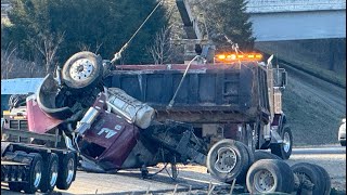 Dump truck rolls over and blocks traffic on I-40 in West Fork