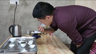 茶乡巧云: 温州朋友不远千里来买茶叶，喝完一杯又一杯，直言论茶还属你家香