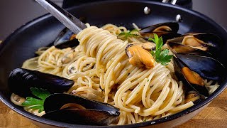 Pasta with Mussels, a quick and easy version! The Easiest One Pot Seafood pasta Ever.