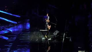 Ed Sheeran - Call on Me live Bercy ft Vianney first time