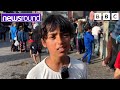 Children in Gaza queue for food to feed family | Newsround